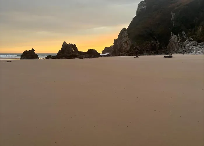 招待所 帕萨达梅尔朗特酒店 Pechón