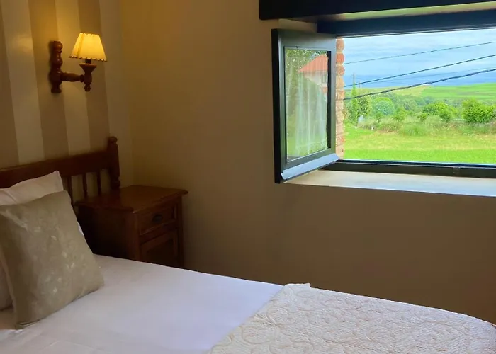 帕萨达梅尔朗特酒店 招待所